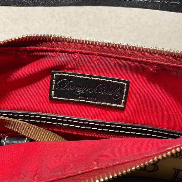 Dooney & Bourke Black and White Logo Shoulder Bag and black canvas tote bundle - Picture 10 of 16